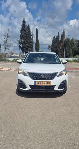 פיג'ו 3008