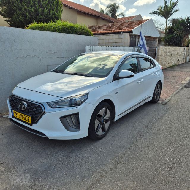 מודעת רכב יונדאי איוניק
