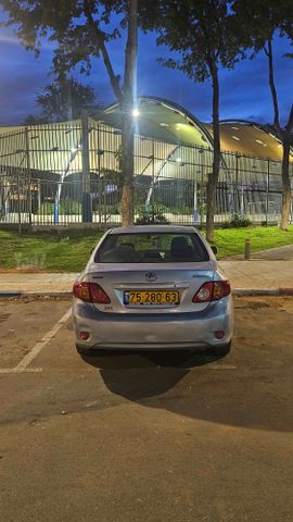 טויוטה קורולה
