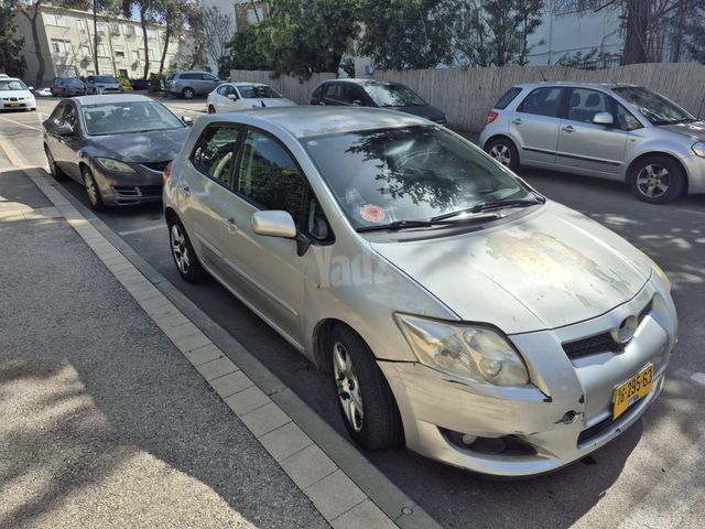 מודעת רכב טויוטה אוריס