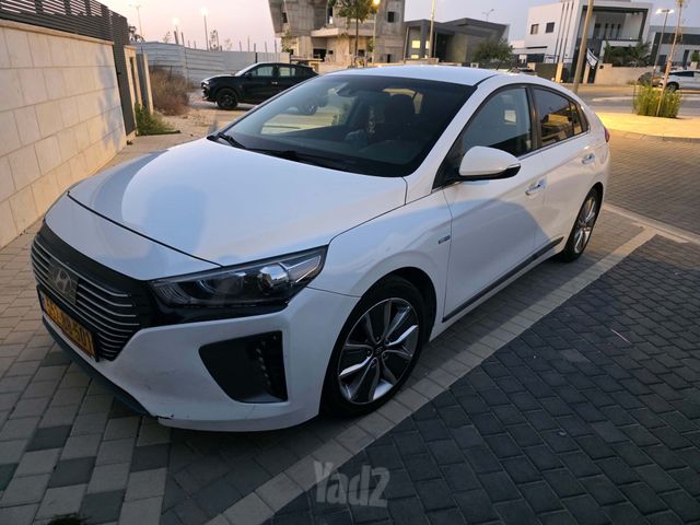 יונדאי איוניק