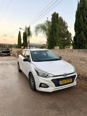 יונדאי i20