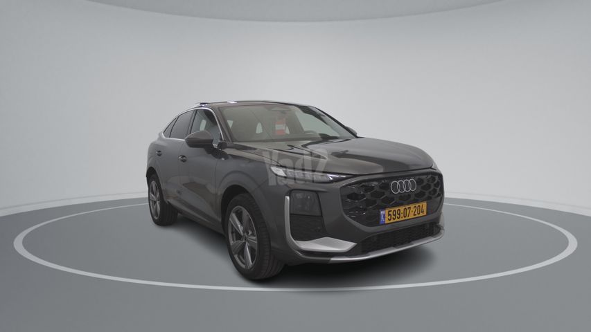 אאודי Q3