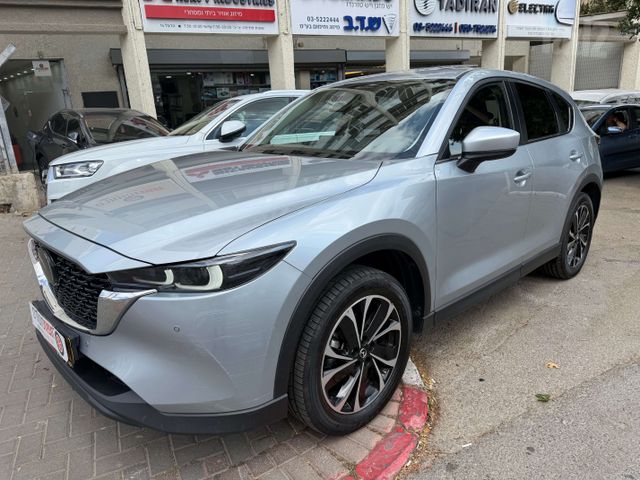 מודעת רכב מאזדה CX-5