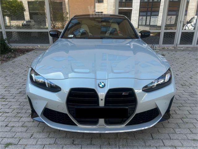 ב מ וו M3