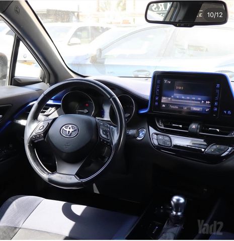 טויוטה C-HR