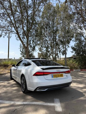אאודי A7