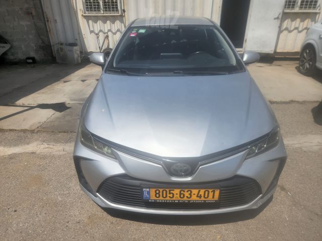 טויוטה קורולה