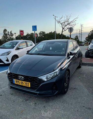 מודעת רכב יונדאי i20