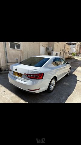סקודה סופרב