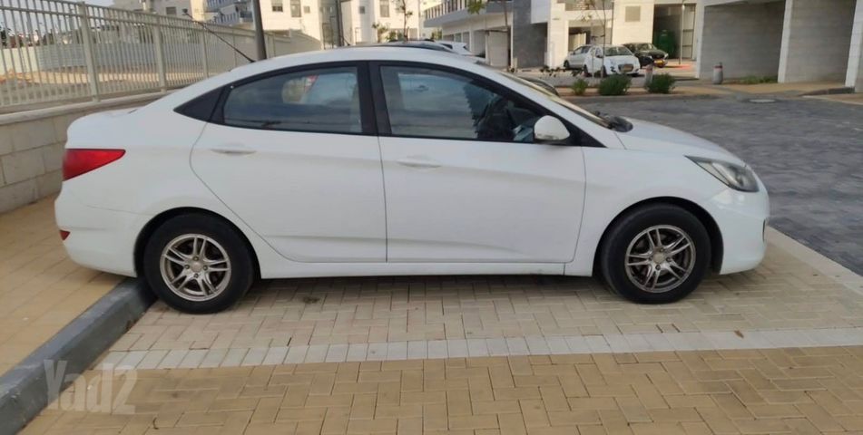מודעת רכב יונדאי אקסנט i25