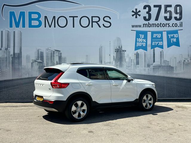 וולוו XC40