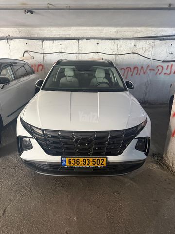 טוסון 4X2 Elite אוט׳ בנזין 1.6 (180 כ״ס)