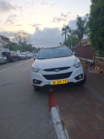 יונדאי ix35