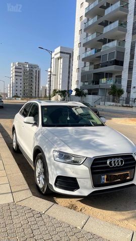 אאודי Q3
