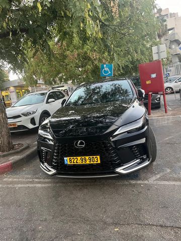 לקסוס RX