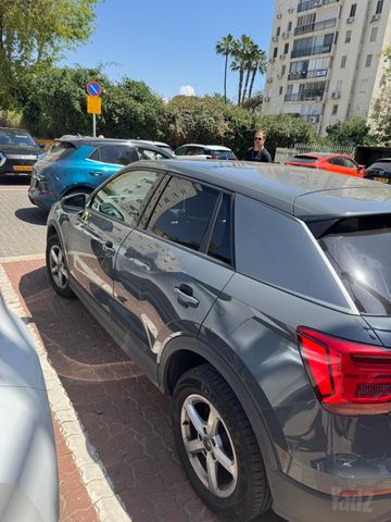 מודעת רכב אאודי Q2