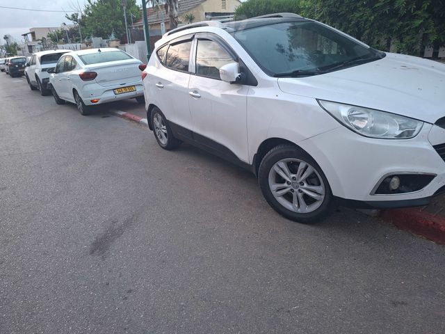 יונדאי ix35