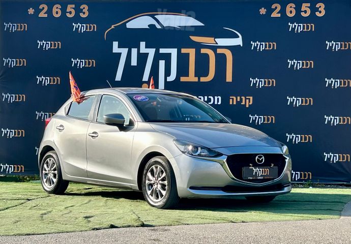 מודעת רכב מאזדה 2