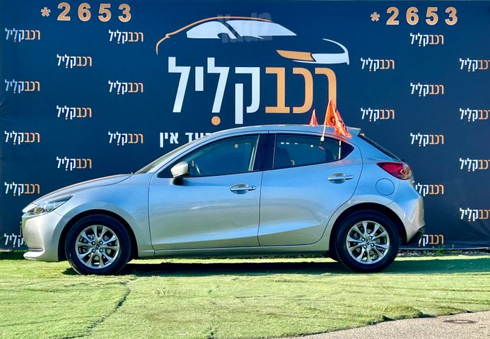 מודעת רכב מאזדה 2 2