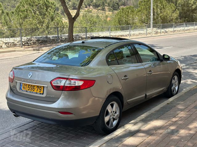 רנו פלואנס