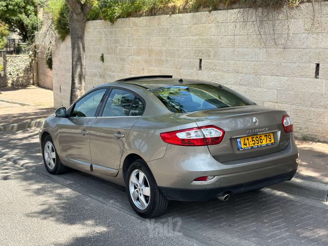 רנו פלואנס