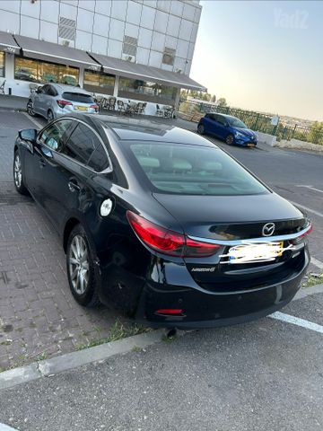 מודעת רכב מאזדה 6