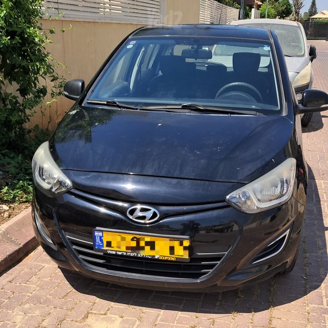 מודעת רכב יונדאי i20