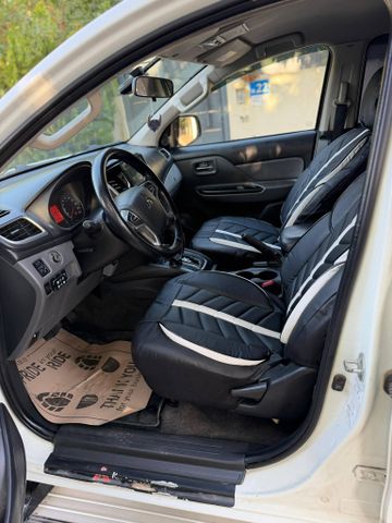 מיצובישי טרייטון / L200
