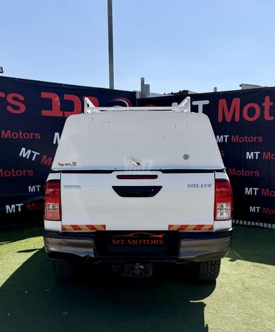 טויוטה היילקס
