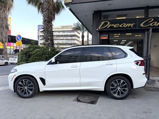 ב מ וו X5