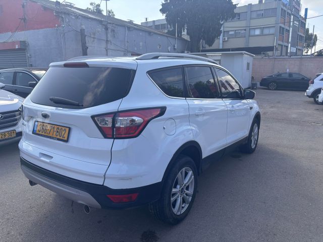 פורד קוגה