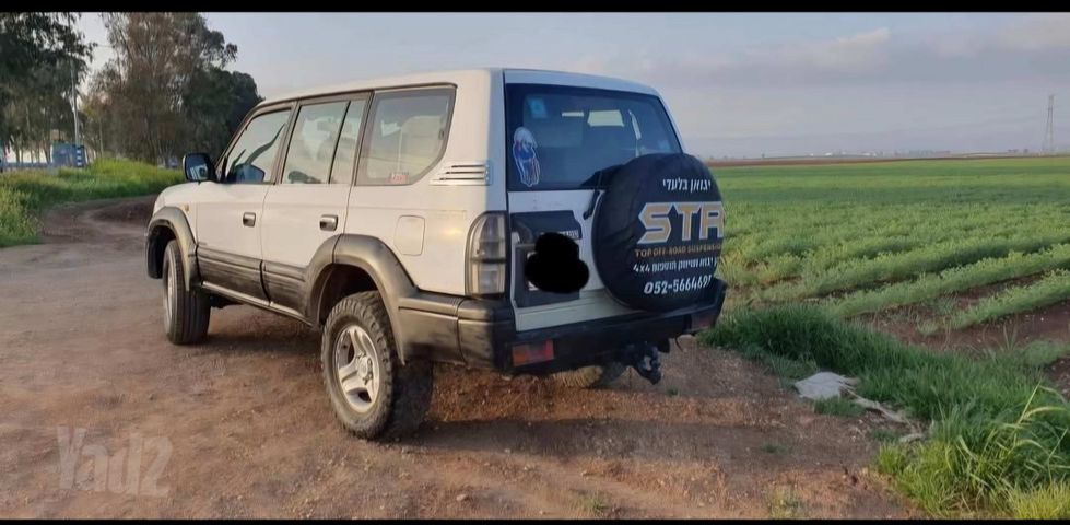 טויוטה לנד קרוזר