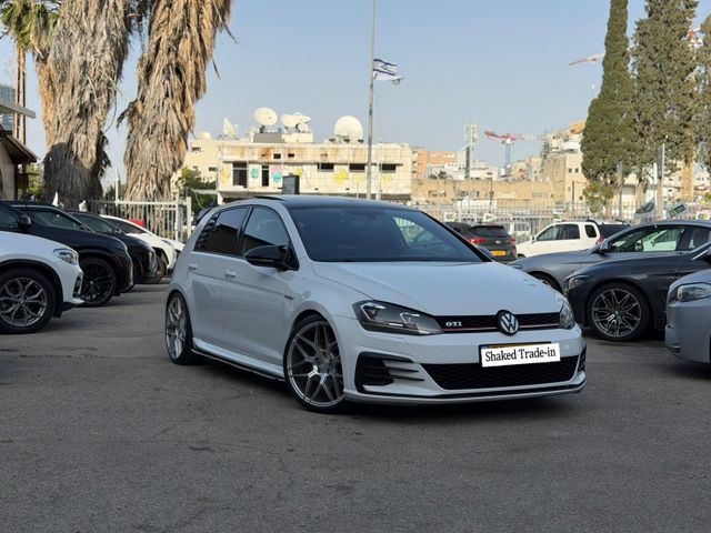 מודעת רכב פולקסווגן גולף
