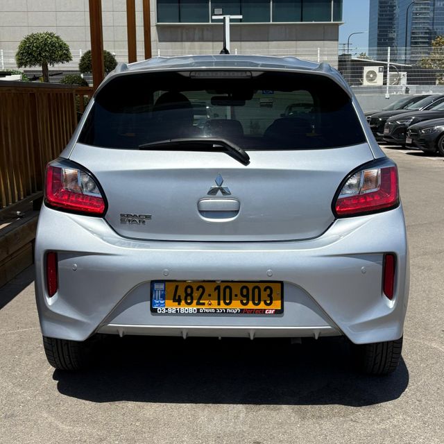 מיצובישי ספייס סטאר