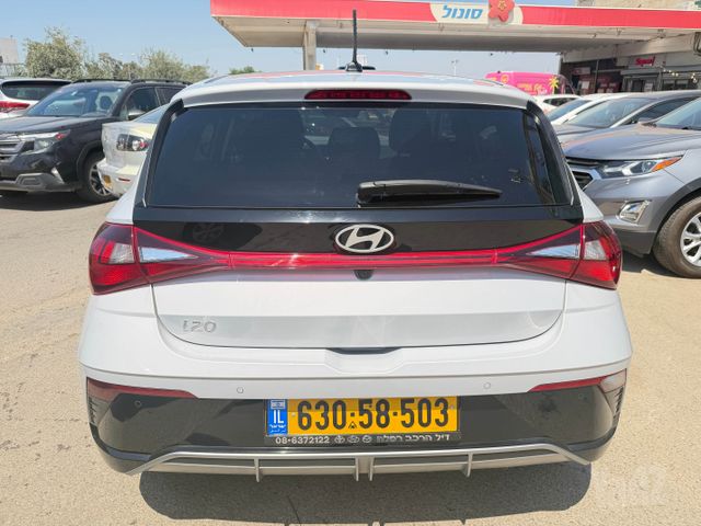יונדאי i20