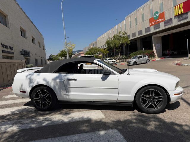 מודעת רכב פורד מוסטנג 2