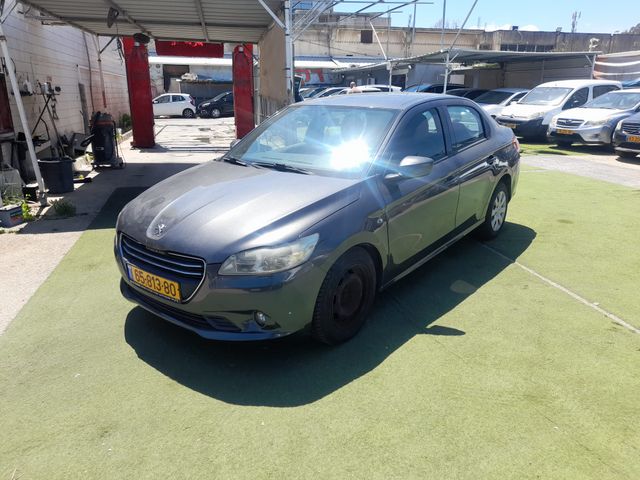 מודעת רכב פיג'ו 301