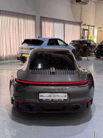פורשה 911