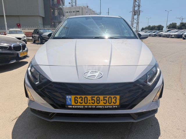 יונדאי i20
