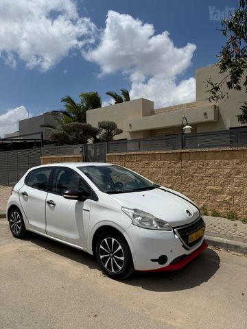 מודעת רכב פיג'ו 208