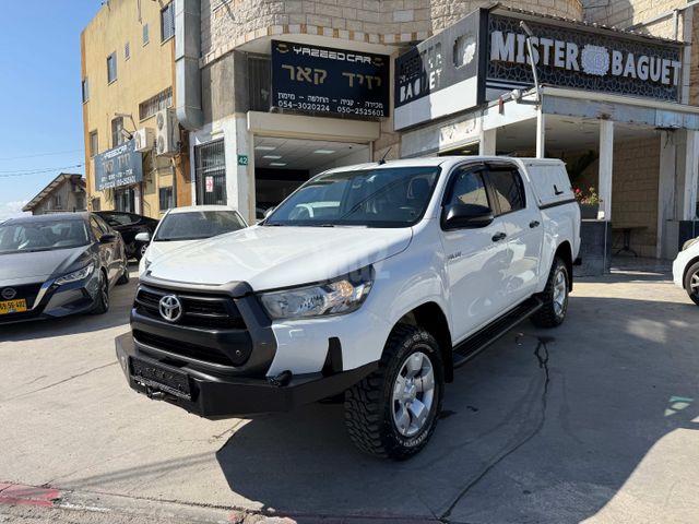 היילקס Active אוט׳ 2.4 (150 כ״ס) [2020-2026]