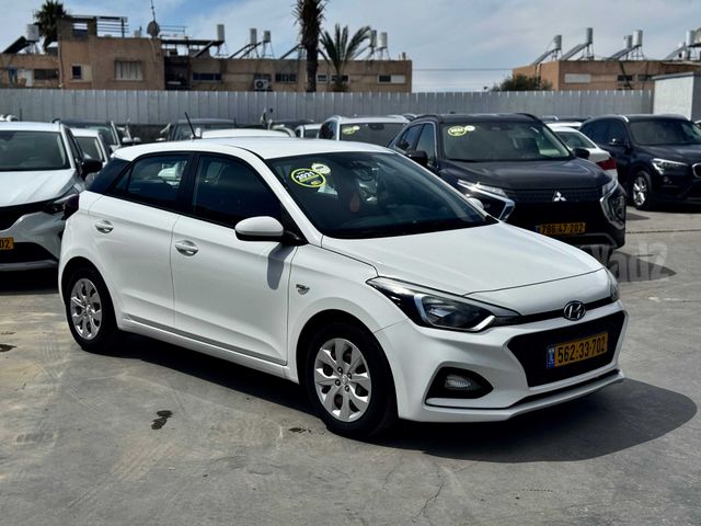יונדאי i20