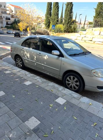 מודעת רכב טויוטה קורולה