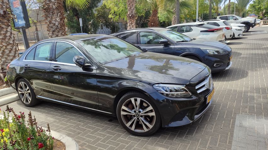 מרצדס-בנץ C-class