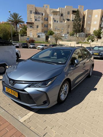 מודעת רכב טויוטה קורולה