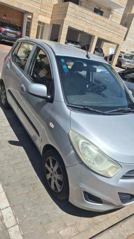 יונדאי i10