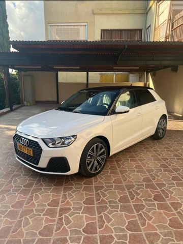 מודעת רכב אאודי A1