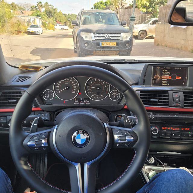 ב מ וו סדרה 4