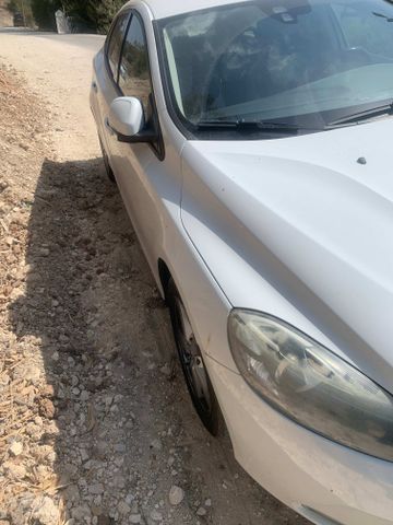 וולוו V40